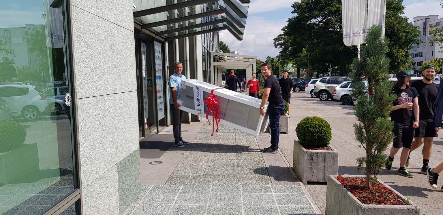 20190712_100826 Podarili smo velik hladilnik 1